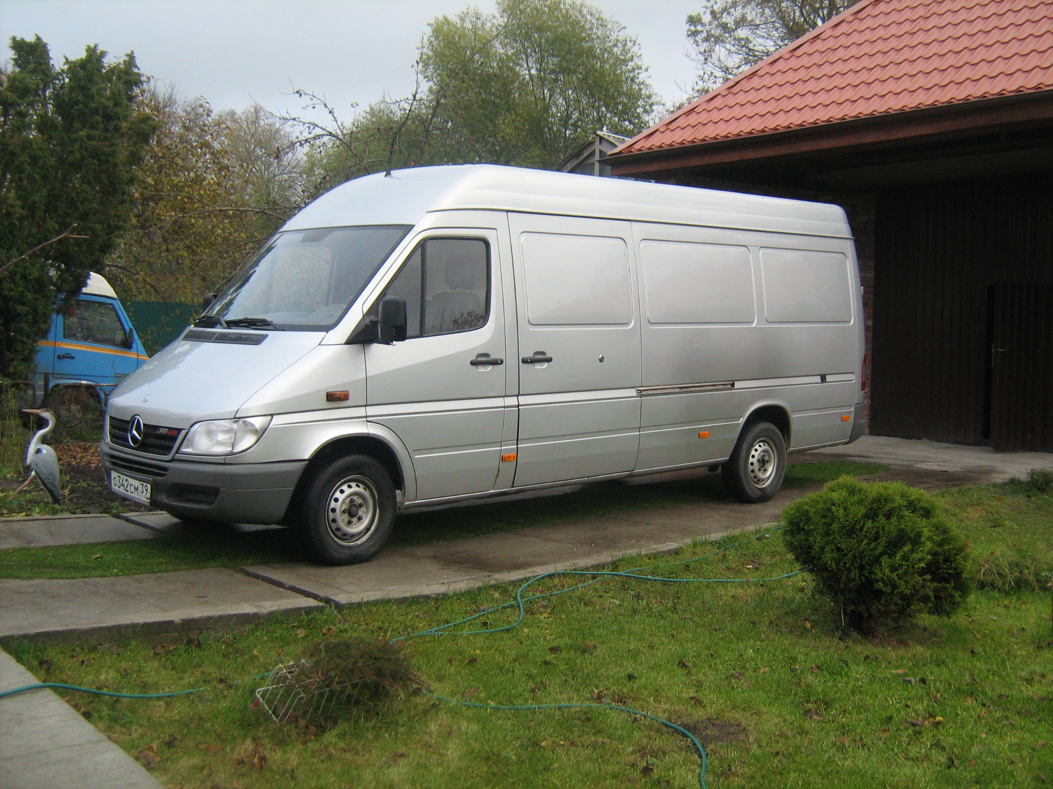 Mercedes Benz Sprinter 311 CDI кемпер